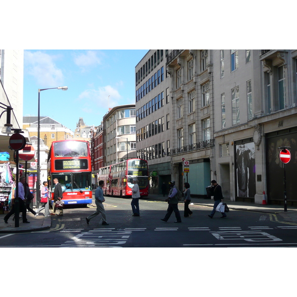 Picture United Kingdom London Oxford Street 2007-09 24 - Recreation Oxford Street