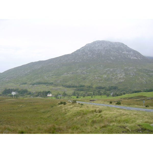 Picture Ireland Connemara 2003-09 51 - Around Connemara