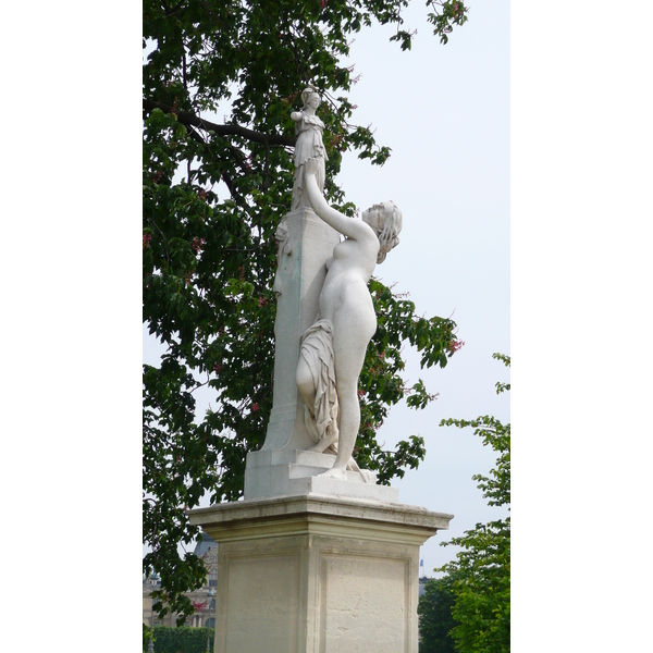 Picture France Paris Garden of Tuileries 2007-05 9 - Around Garden of Tuileries