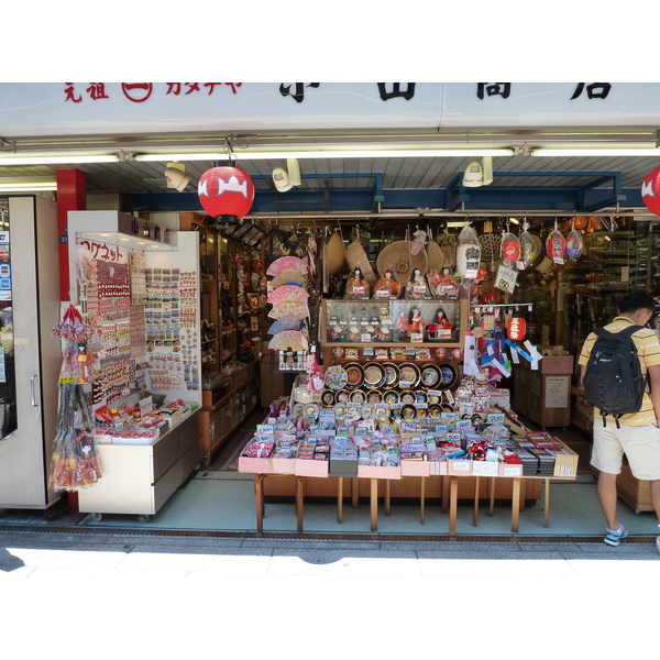 Picture Japan Tokyo Asakusa 2010-06 30 - Discovery Asakusa