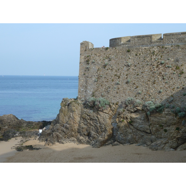 Picture France St Malo 2010-04 75 - Journey St Malo