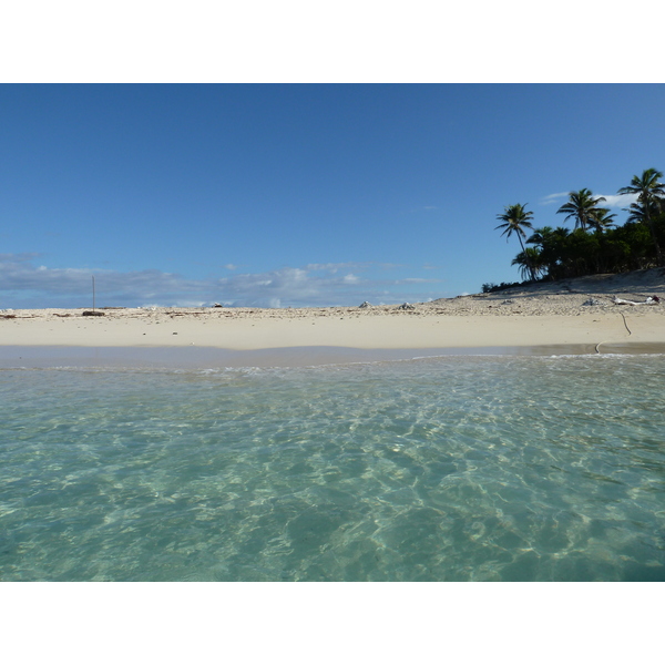 Picture Fiji Castaway Island 2010-05 142 - Around Castaway Island