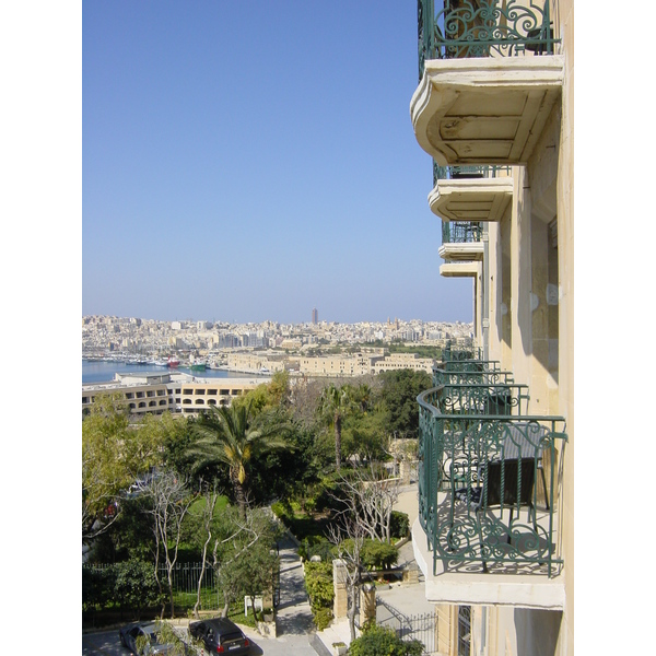 Picture Malta Le Meridien Phoenicia Hotel 2003-03 16 - History Le Meridien Phoenicia Hotel