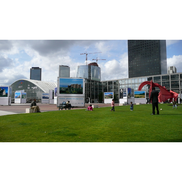 Picture France Paris La Defense 2007-05 155 - Tours La Defense