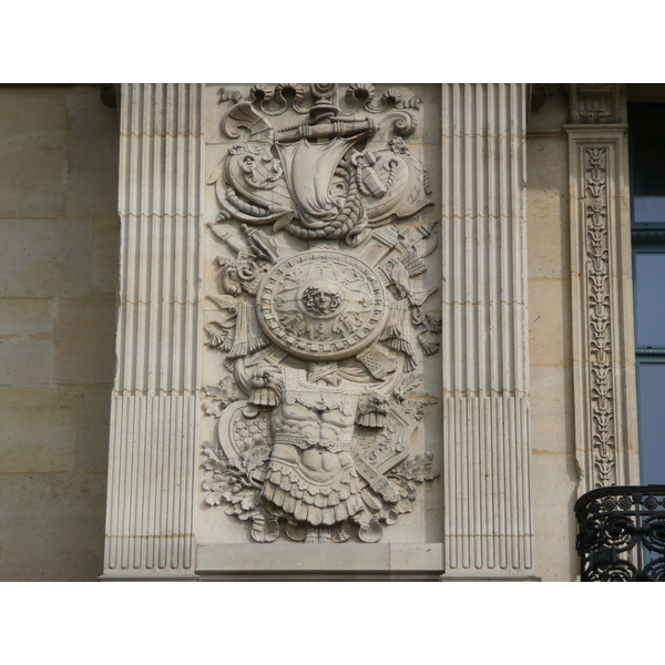 Picture France Paris Louvre 2007-05 122 - Center Louvre