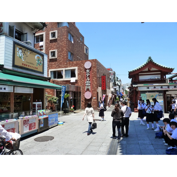 Picture Japan Tokyo Asakusa 2010-06 70 - Around Asakusa