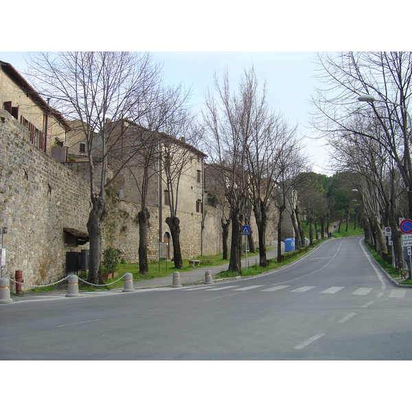 Picture Italy San Gimignano 2004-03 31 - Discovery San Gimignano