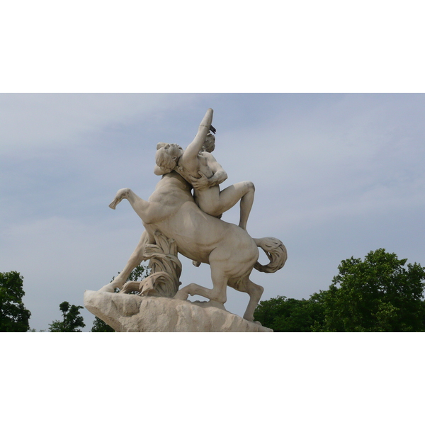 Picture France Paris Garden of Tuileries 2007-05 178 - Discovery Garden of Tuileries