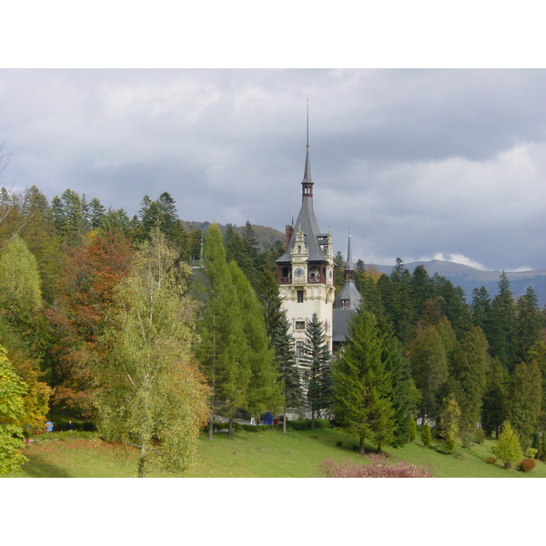 Picture Romania Sinaia 2003-10 65 - Discovery Sinaia