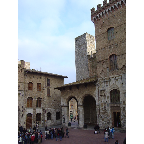 Picture Italy San Gimignano 2004-03 24 - Discovery San Gimignano