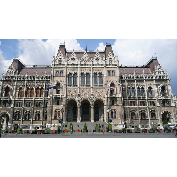 Picture Hungary Budapest Budapest Parliament 2007-06 24 - Tours Budapest Parliament