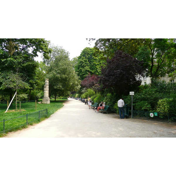 Picture France Paris Monceau Garden 2007-06 22 - Center Monceau Garden