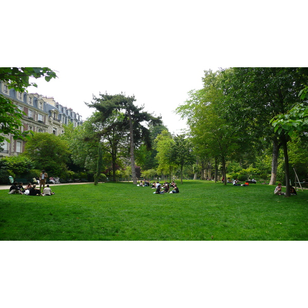 Picture France Paris Monceau Garden 2007-06 25 - Tours Monceau Garden