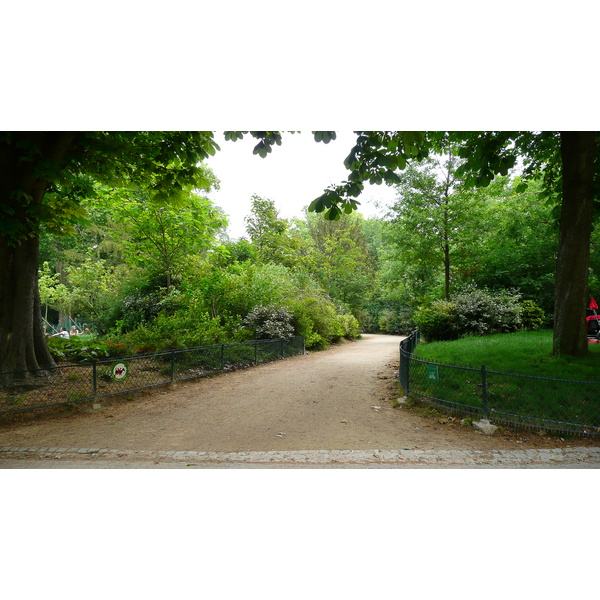 Picture France Paris Monceau Garden 2007-06 28 - Center Monceau Garden