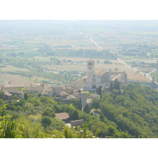 Picture Italy Assisi 2002-07 69 - History Assisi