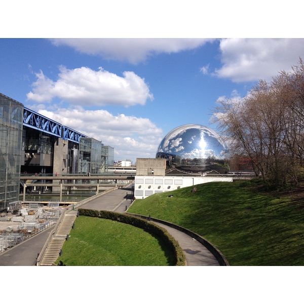 Picture France Paris La Villette Park 2015-04 25 - Tours La Villette Park