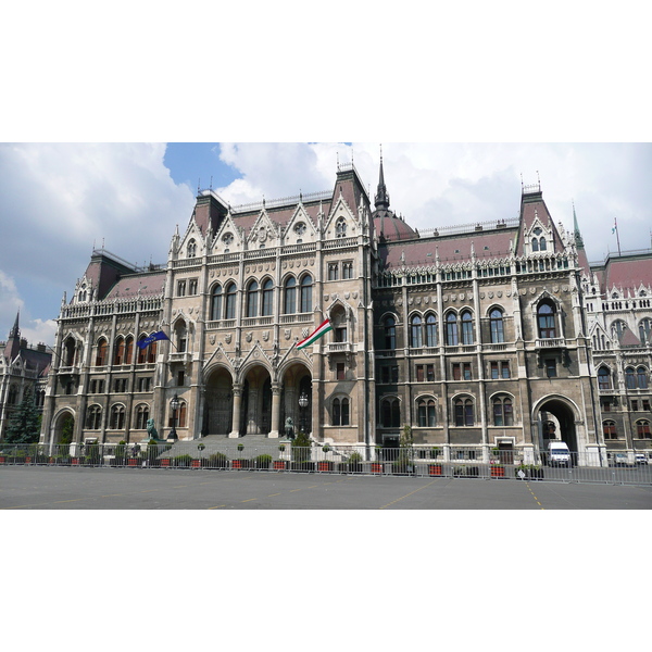 Picture Hungary Budapest Budapest Parliament 2007-06 62 - Recreation Budapest Parliament