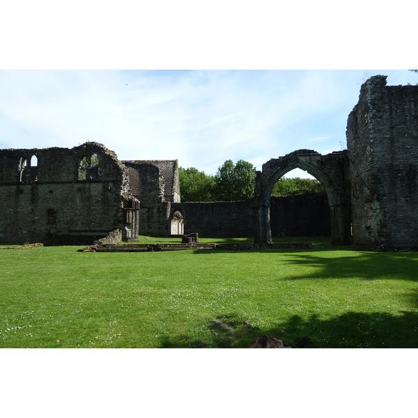 Picture United Kingdom Scotland Inchmahome Priory 2011-07 9 - Tour Inchmahome Priory