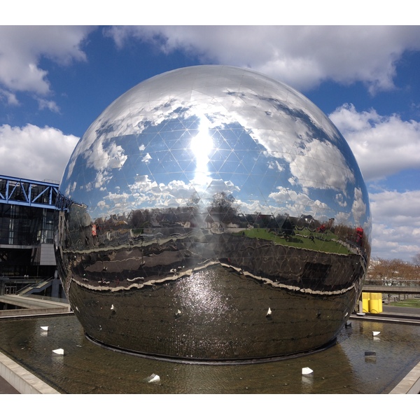 Picture France Paris La Villette Park 2015-04 31 - Tour La Villette Park