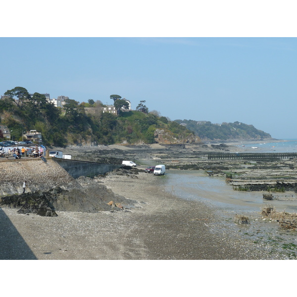 Picture France Cancale 2010-04 104 - History Cancale