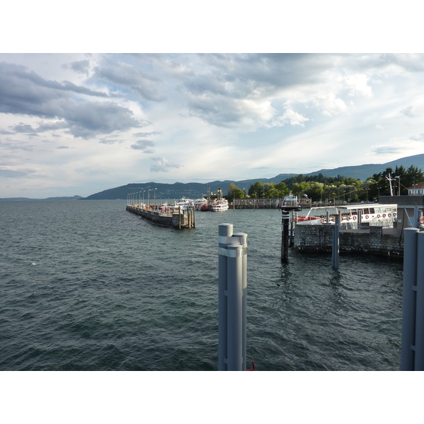 Picture Italy Verbania to Laveno boat trip 2009-06 14 - Center Verbania to Laveno boat trip