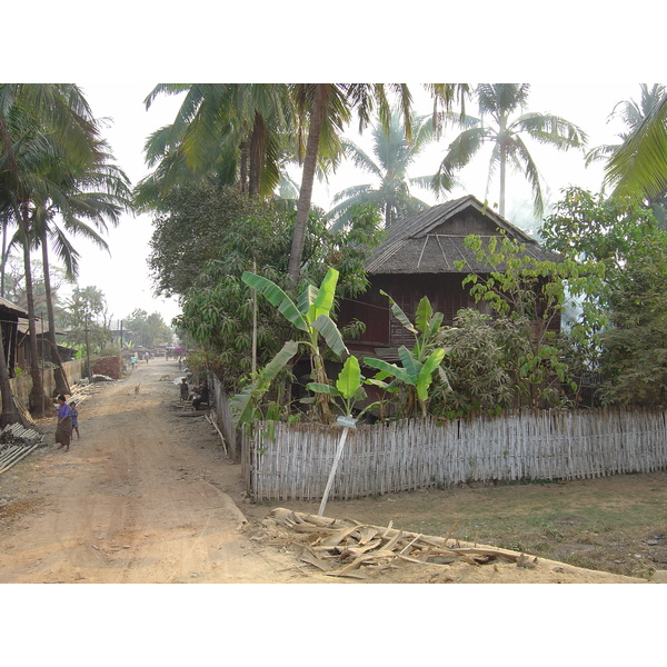 Picture Myanmar Dawei (TAVOY) 2005-01 109 - Tours Dawei (TAVOY)