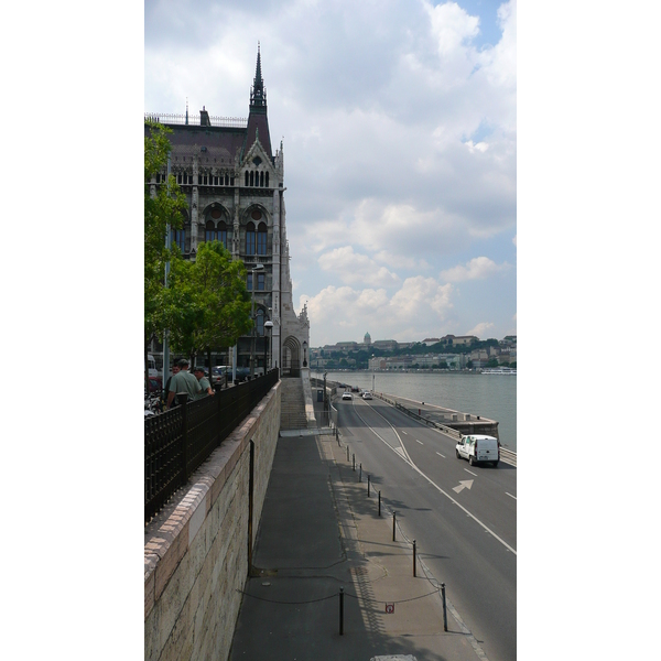 Picture Hungary Budapest Budapest Parliament 2007-06 29 - Center Budapest Parliament