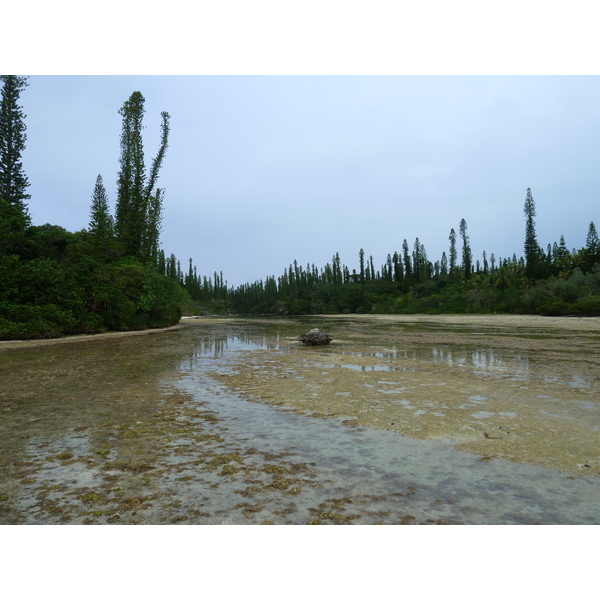 Picture New Caledonia Ile des pins Oro Bay 2010-05 17 - Center Oro Bay