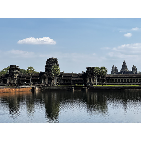 Picture Cambodia Siem Reap Angkor Wat 2023-01 66 - Recreation Angkor Wat