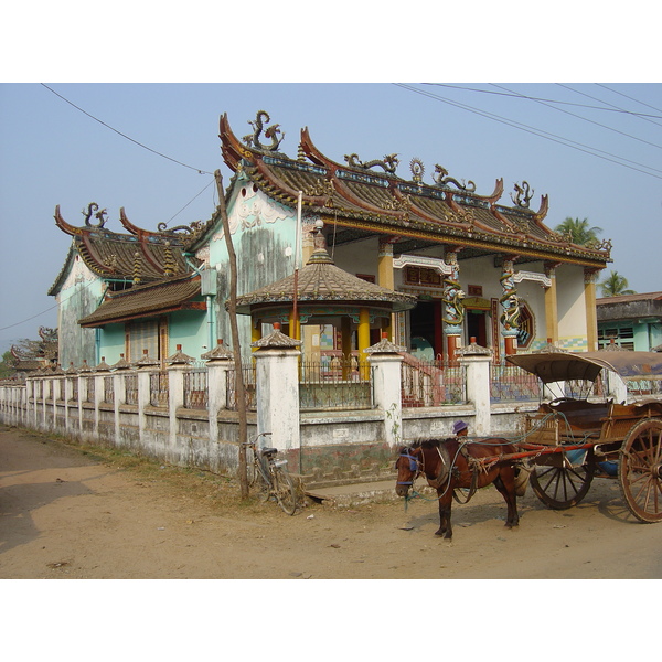 Picture Myanmar Dawei (TAVOY) 2005-01 53 - Recreation Dawei (TAVOY)