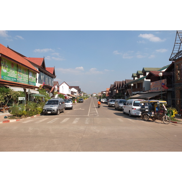 Picture Laos Vientiane 2012-12 341 - Recreation Vientiane