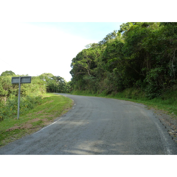 Picture New Caledonia Tontouta to Thio road 2010-05 43 - Center Tontouta to Thio road