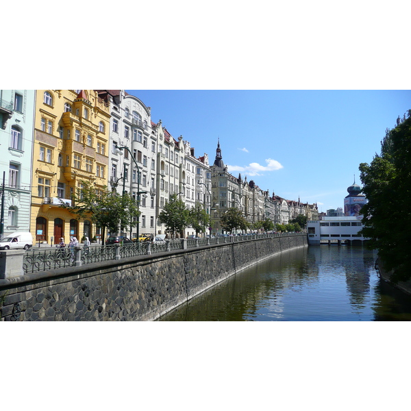 Picture Czech Republic Prague Vltava river 2007-07 60 - Center Vltava river