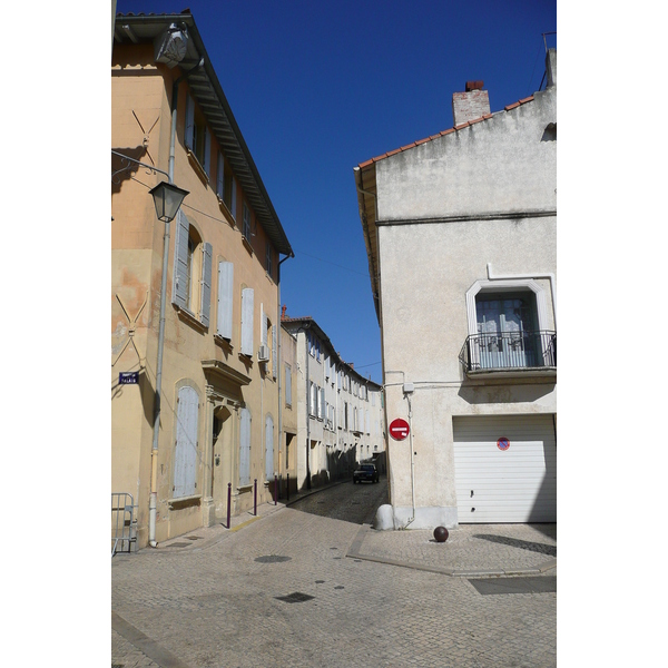 Picture France Tarascon 2008-04 73 - History Tarascon