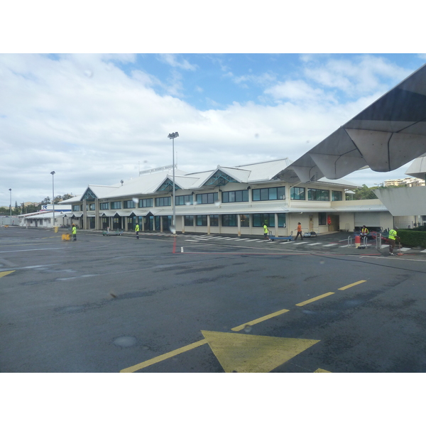 Picture New Caledonia Magenta Airport 2010-05 7 - Tour Magenta Airport