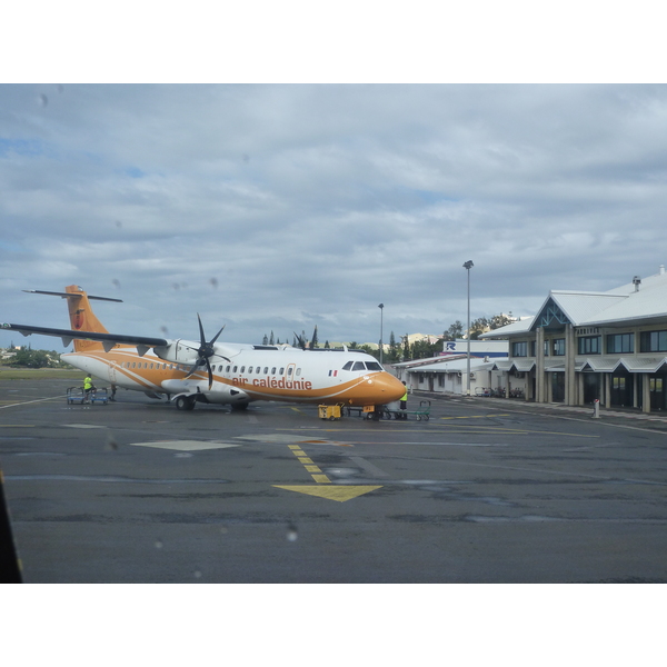 Picture New Caledonia Magenta Airport 2010-05 2 - Around Magenta Airport