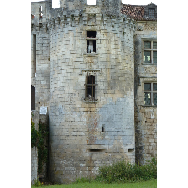 Picture France Mareuil castle 2010-08 1 - Recreation Mareuil castle