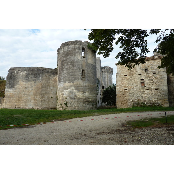 Picture France Mareuil castle 2010-08 4 - Journey Mareuil castle