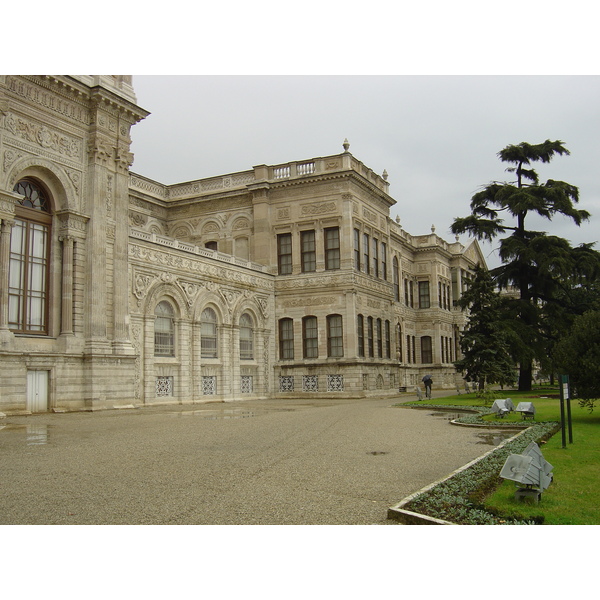 Picture Turkey Istanbul Dolmabahce Palace 2004-12 20 - Recreation Dolmabahce Palace