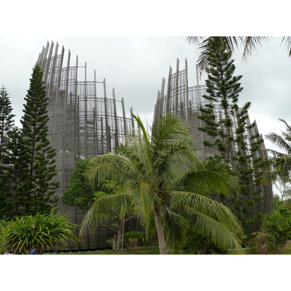 Picture New Caledonia Tjibaou Cultural Centre 2010-05 34 - Recreation Tjibaou Cultural Centre