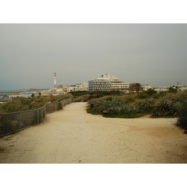 Picture Israel Tel Aviv Tel Aviv Sea Shore 2006-12 4 - Tour Tel Aviv Sea Shore