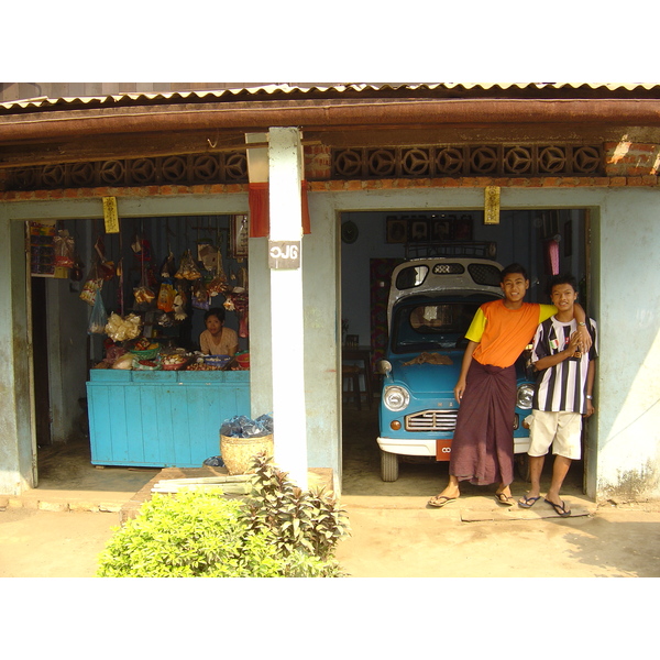 Picture Myanmar Dawei (TAVOY) 2005-01 16 - Journey Dawei (TAVOY)