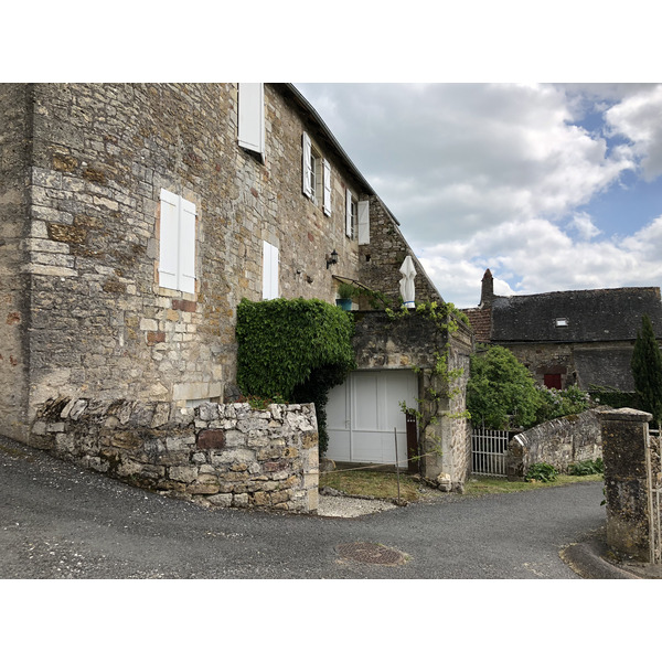 Picture France Turenne 2018-04 41 - Journey Turenne