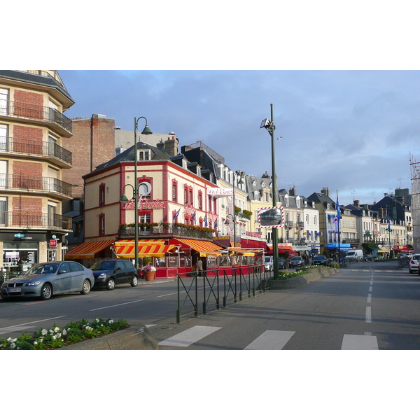 Picture France Trouville 2008-10 46 - Center Trouville