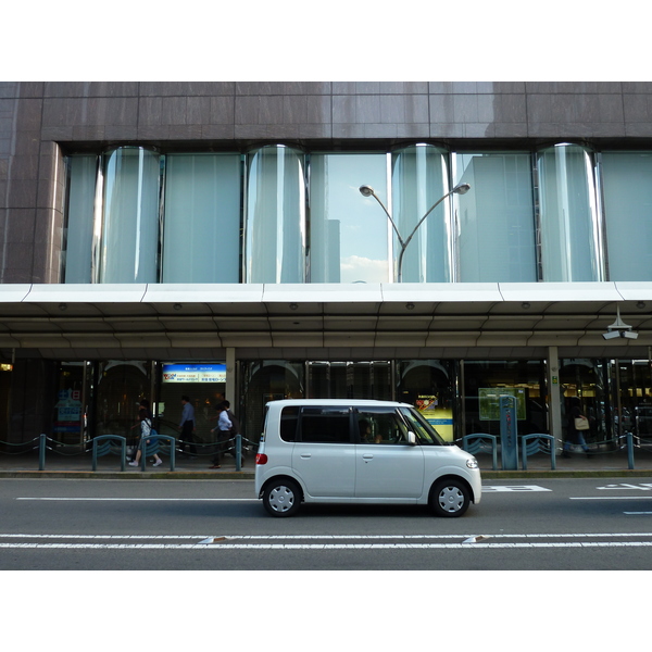 Picture Japan Kyoto Shijo dori 2010-06 30 - Tours Shijo dori