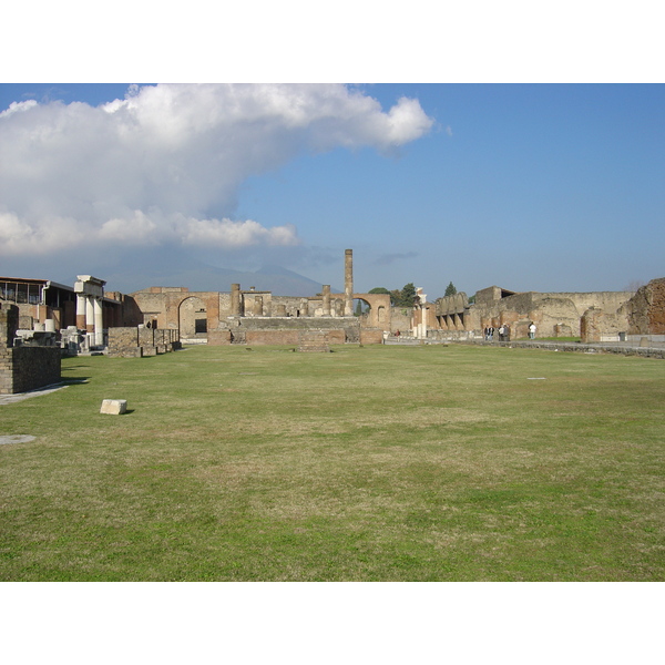 Picture Italy Pompei 2004-11 85 - Discovery Pompei