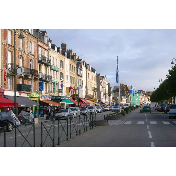 Picture France Trouville 2008-10 33 - Around Trouville