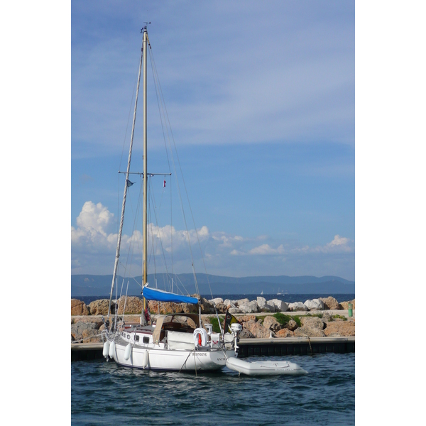 Picture France Porquerolles Island Porquerolles harbour 2008-05 18 - Tours Porquerolles harbour