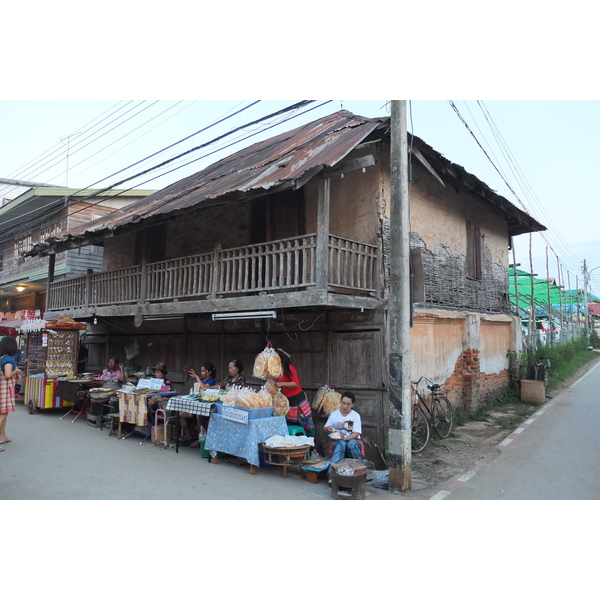 Picture Thailand Chiang Khan 2012-12 1 - Center Chiang Khan