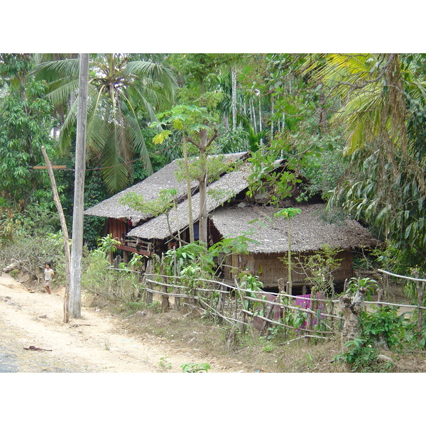 Picture Myanmar Road from Dawei to Maungmagan beach 2005-01 18 - Journey Road from Dawei to Maungmagan beach